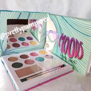 Laura Sanchez Moods Eyeshadow Palette